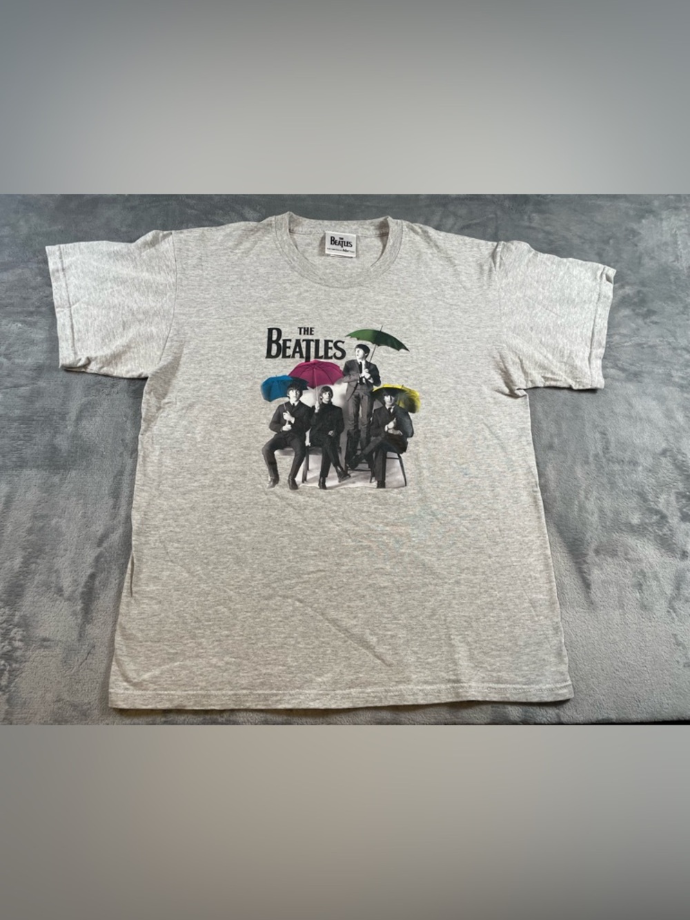 The Beatles Colored Umbrellas T-Shirt Sz Lg 2011 Apple Corps Fruit Of The Loom